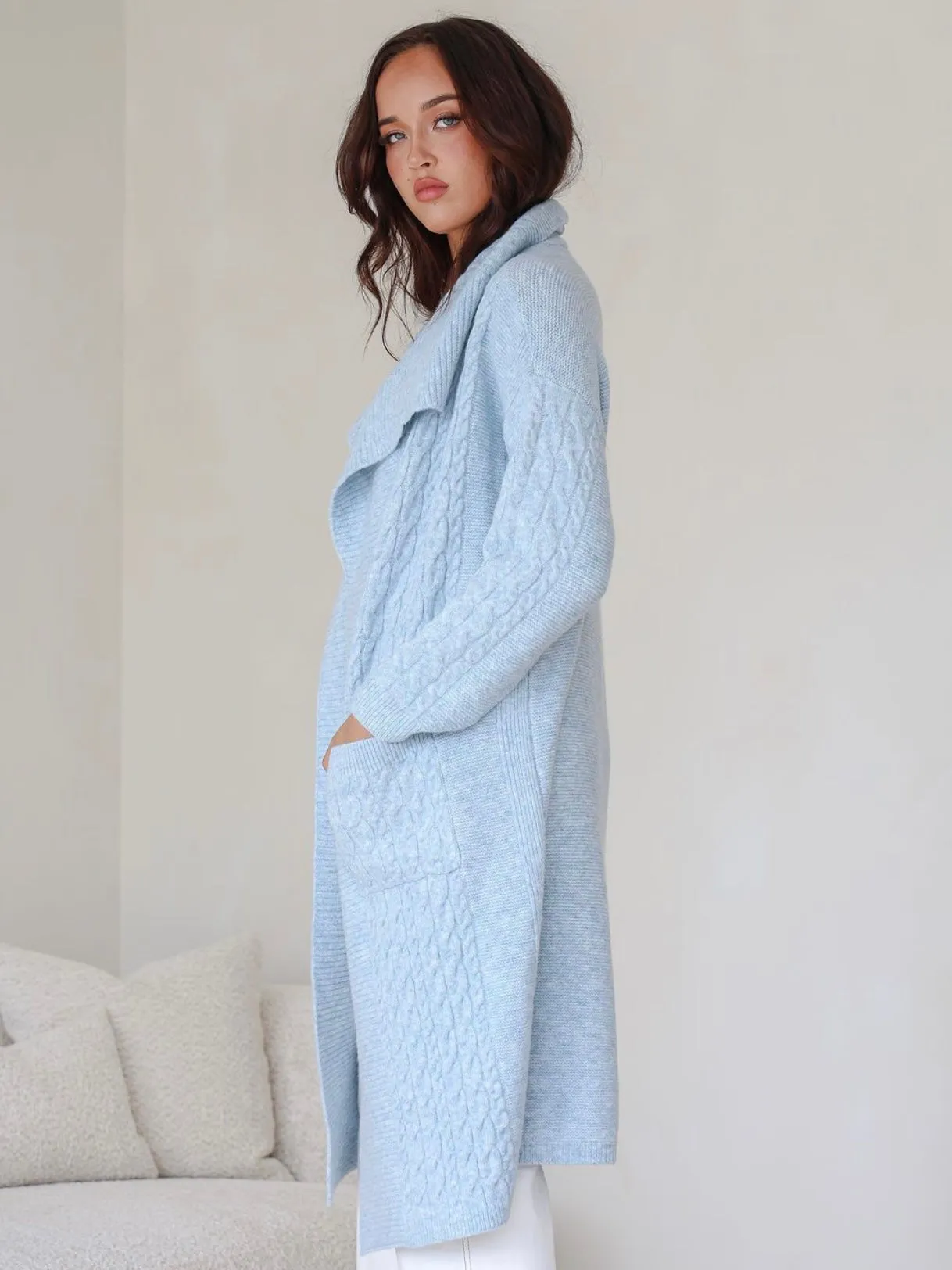 Cable Knit Cardigan : Blue