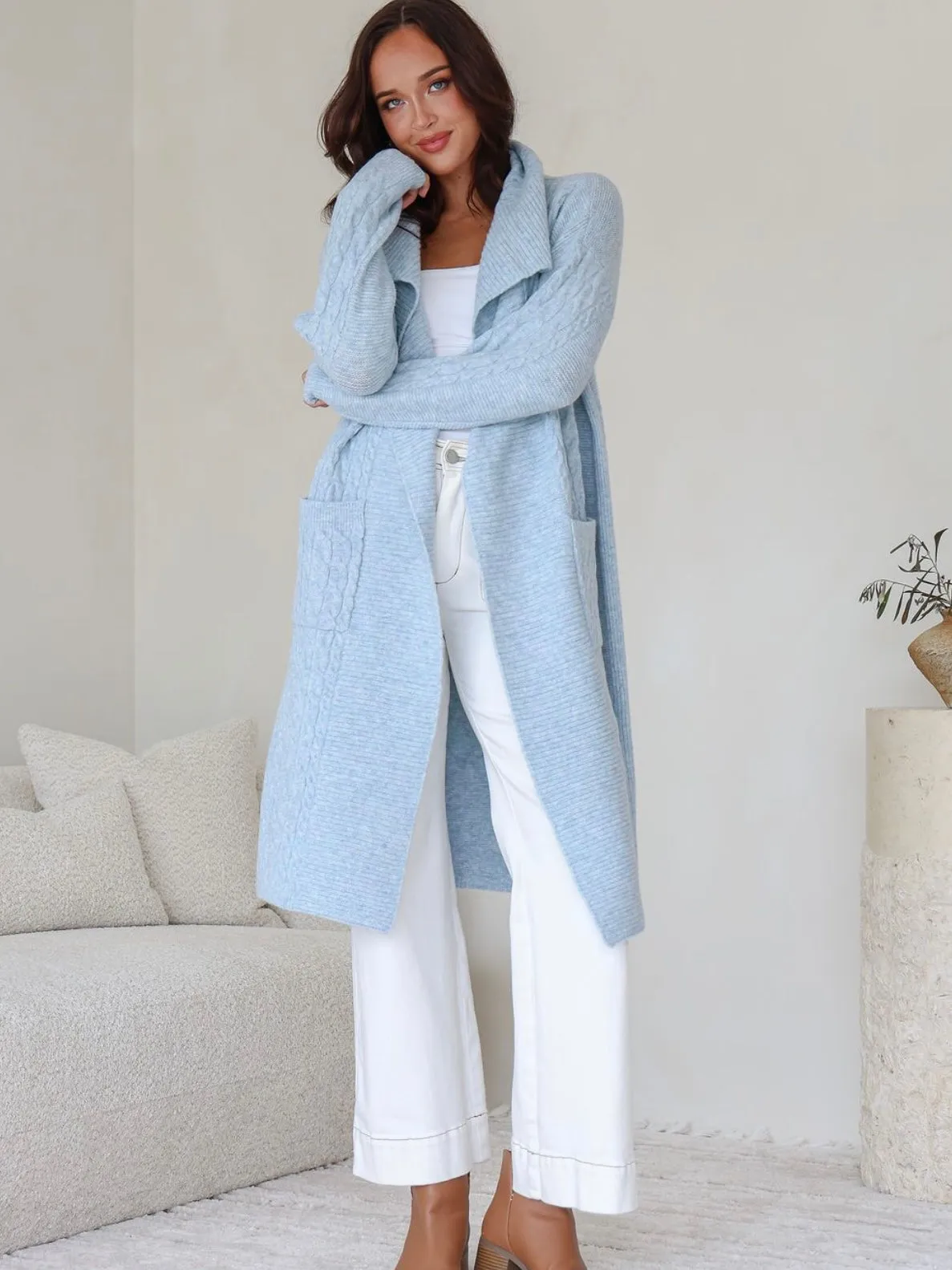 Cable Knit Cardigan : Blue