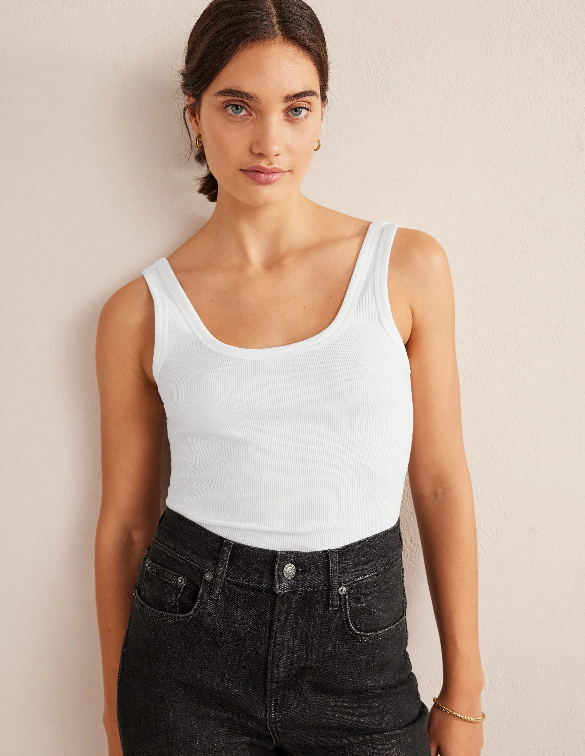 Cotton Ribbed Scoop Vest-White