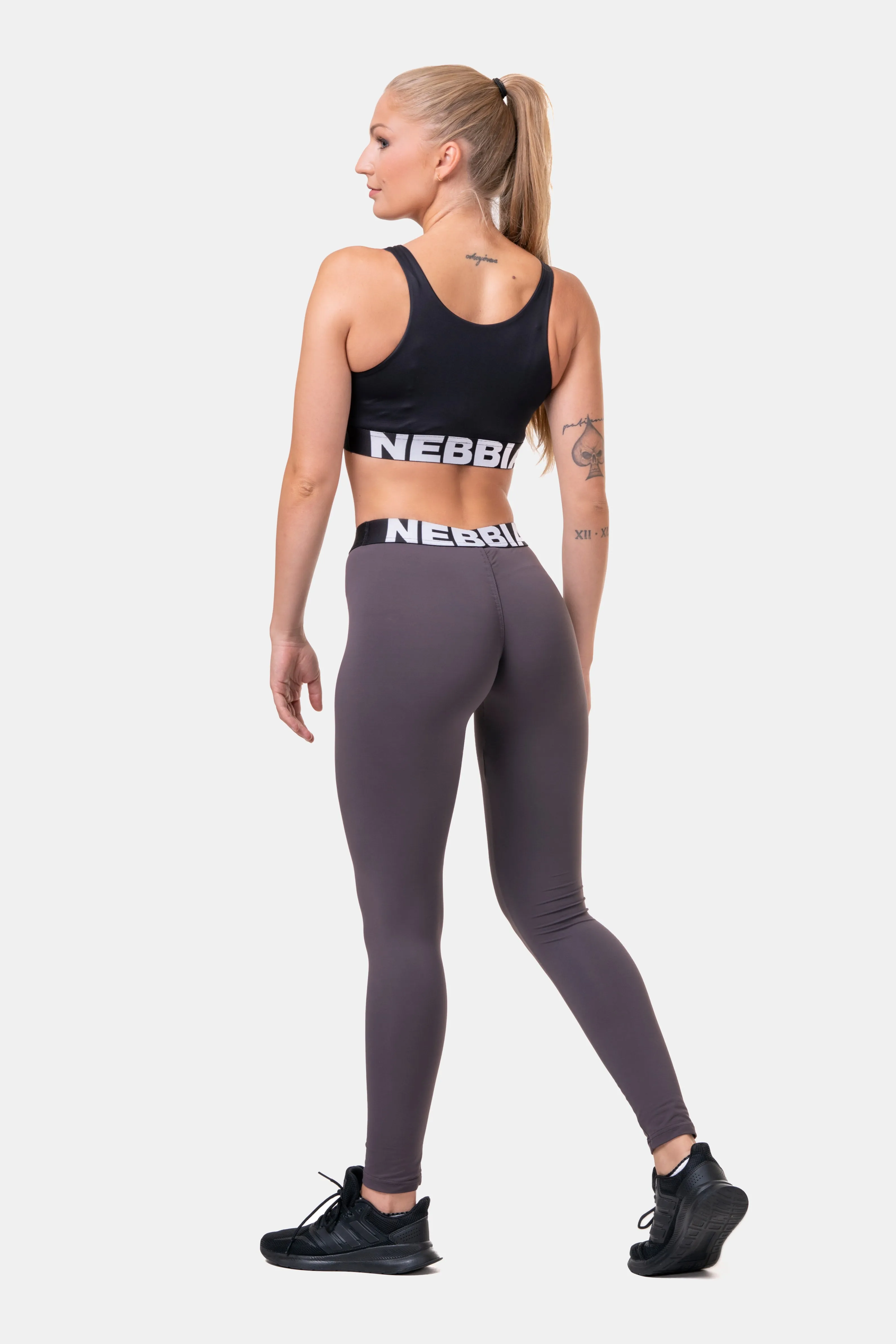 NEBBIA Squat HERO Scrunch Butt Leggings 571