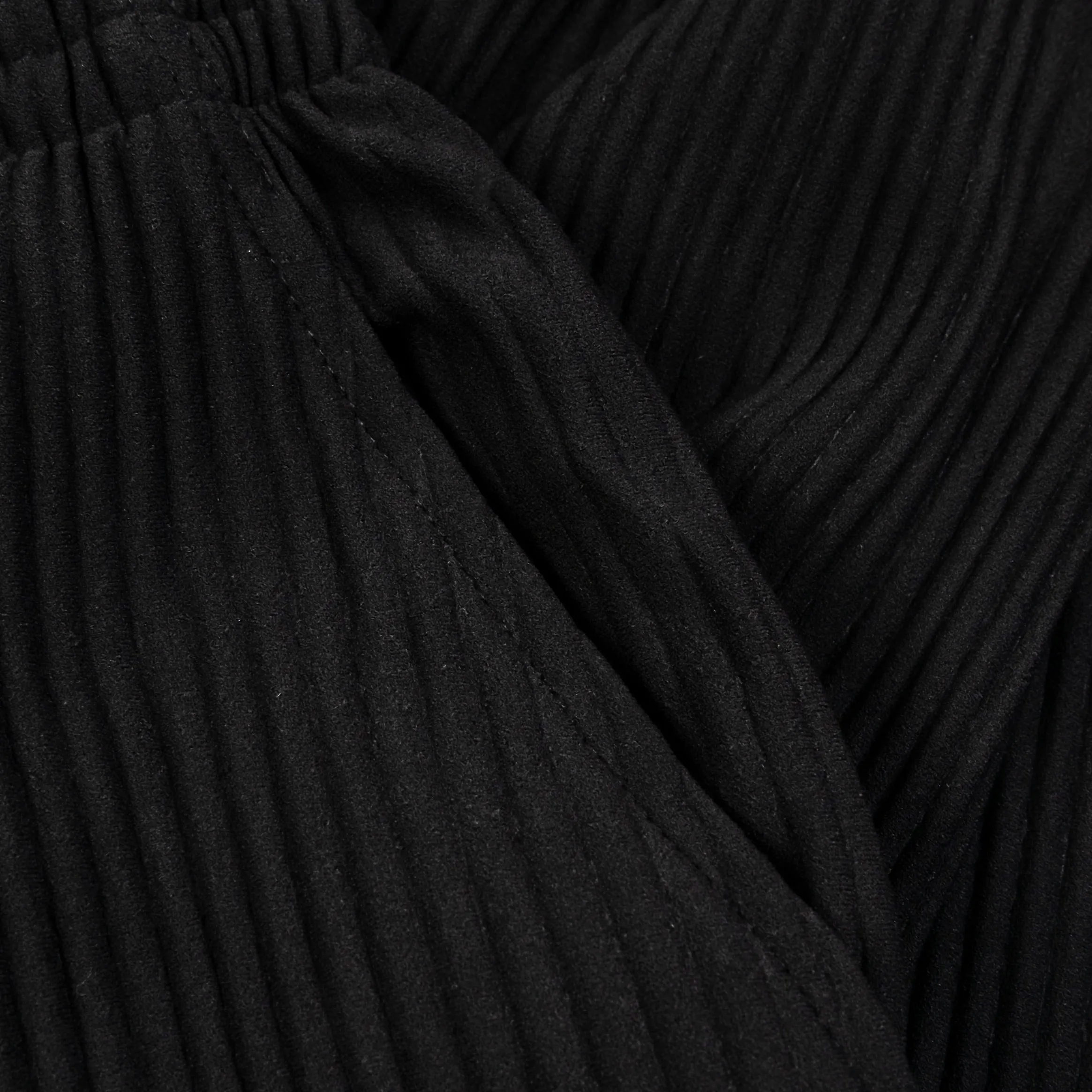 Pleated Joggers Womens Pants (Black)