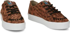REBA BY JUSTIN SUSIE 2.0 TAN FEATHER SHOES