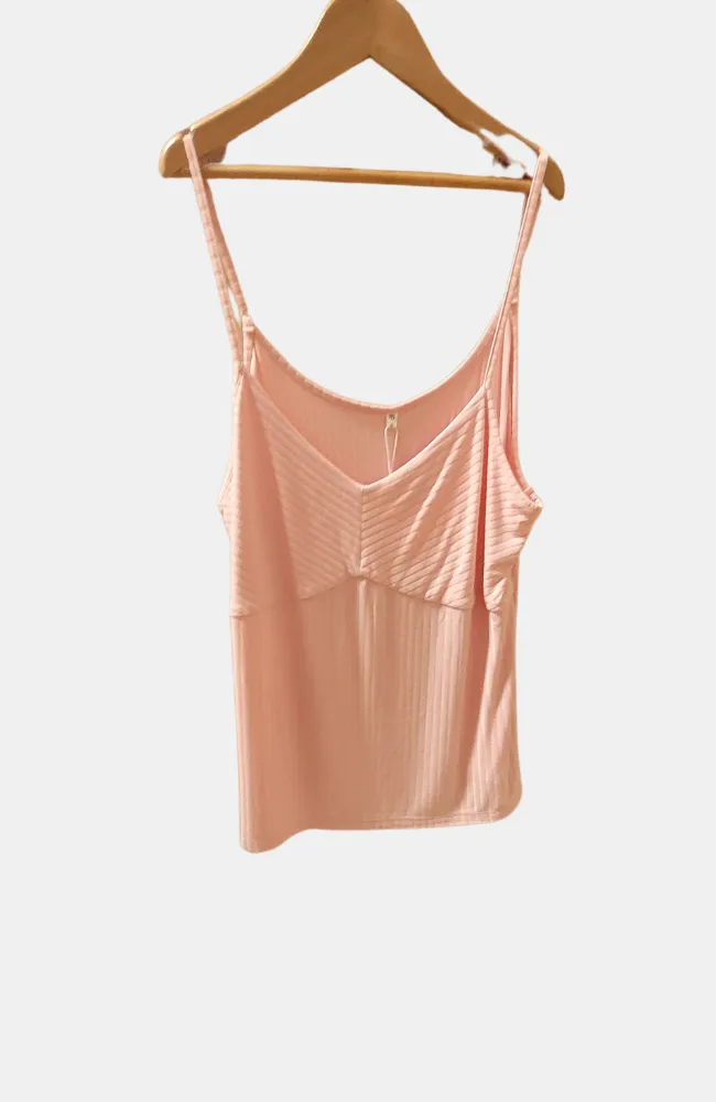 Samples: Assorted Sleeveless Tops & Camis (Large)