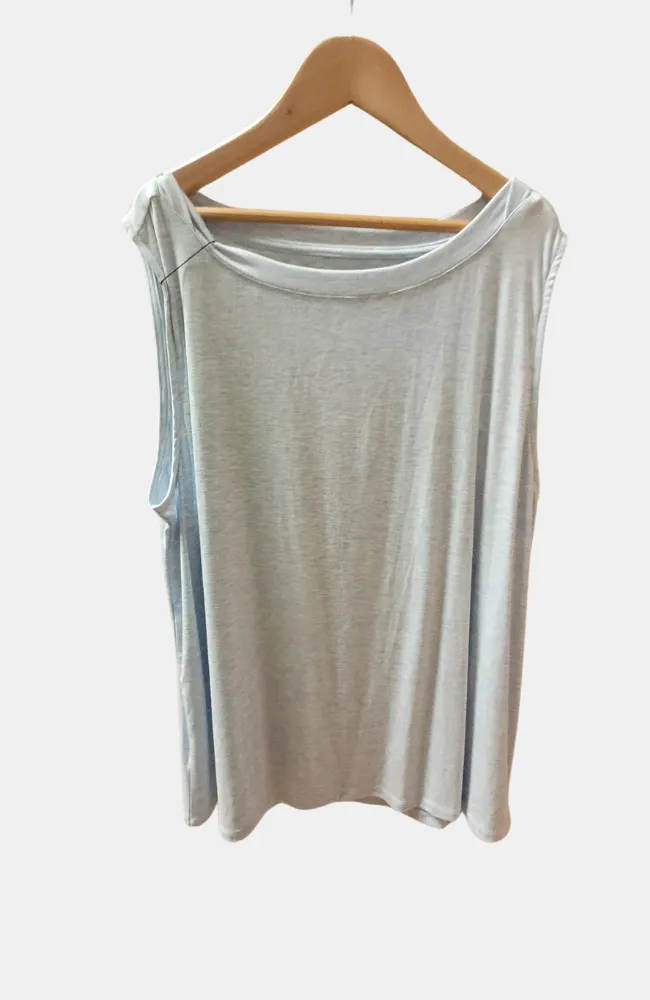Samples: Assorted Sleeveless Tops & Camis (Large)